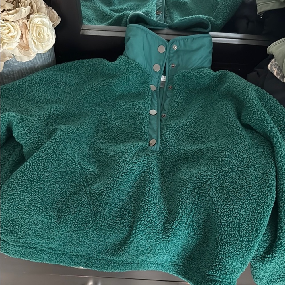Green Snap-Button Fleece Pullover